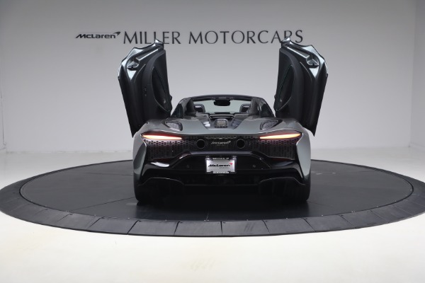 New 2026 McLaren Artura Spider Performance for sale $337,300 at Rolls-Royce Motor Cars Greenwich in Greenwich CT 06830 16