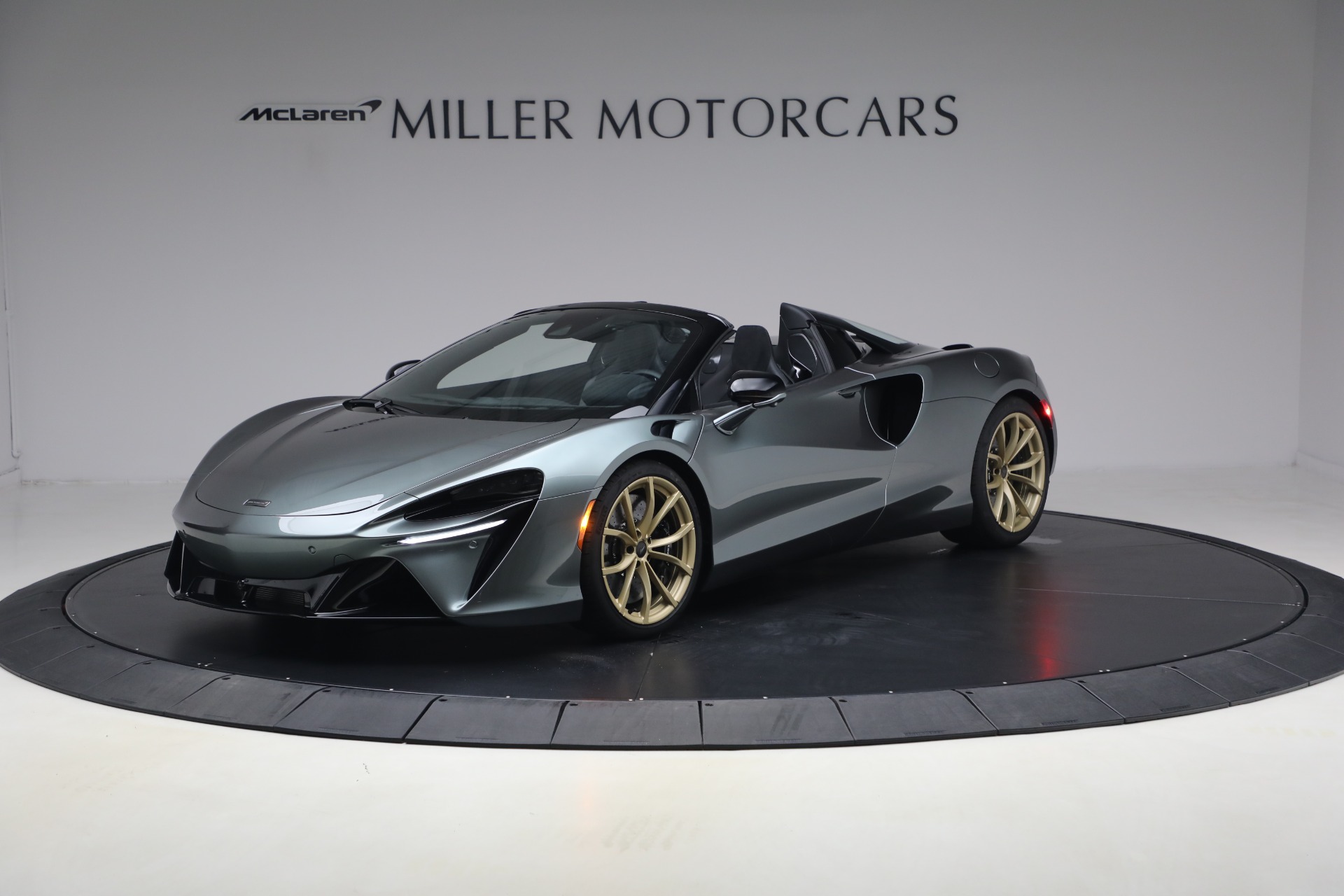 New 2026 McLaren Artura Spider Performance for sale $337,300 at Rolls-Royce Motor Cars Greenwich in Greenwich CT 06830 1