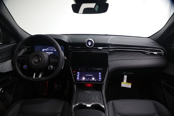 Used 2026 Maserati Grecale Modena V6 for sale $79,881 at Rolls-Royce Motor Cars Greenwich in Greenwich CT 06830 22