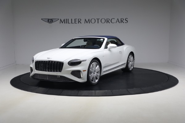 New 2026 Bentley Continental GTC Azure for sale $374,105 at Rolls-Royce Motor Cars Greenwich in Greenwich CT 06830 14
