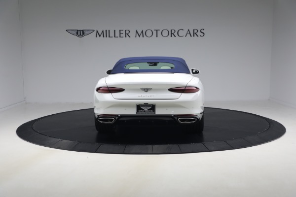 New 2026 Bentley Continental GTC Azure for sale $374,105 at Rolls-Royce Motor Cars Greenwich in Greenwich CT 06830 17
