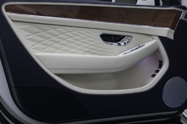 New 2026 Bentley Continental GTC Azure for sale $374,105 at Rolls-Royce Motor Cars Greenwich in Greenwich CT 06830 27