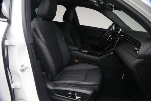 Used 2026 Maserati Grecale Modena for sale $81,370 at Rolls-Royce Motor Cars Greenwich in Greenwich CT 06830 17