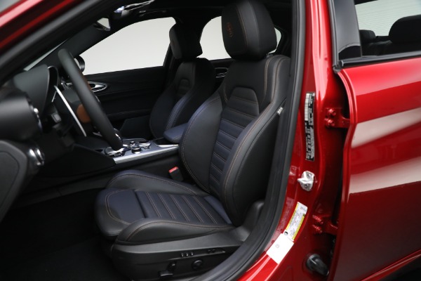 New 2025 Alfa Romeo Giulia Intensa for sale $54,575 at Rolls-Royce Motor Cars Greenwich in Greenwich CT 06830 15