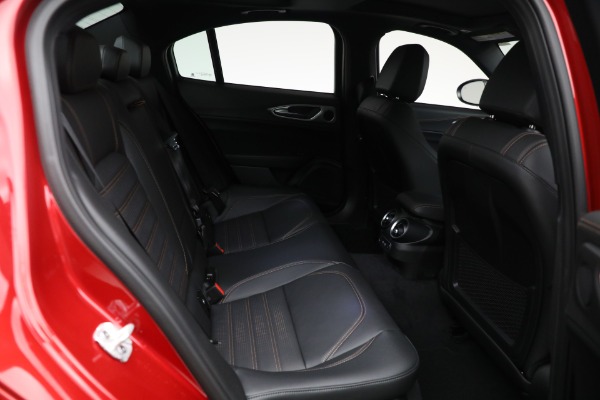 New 2025 Alfa Romeo Giulia Intensa for sale $54,575 at Rolls-Royce Motor Cars Greenwich in Greenwich CT 06830 18