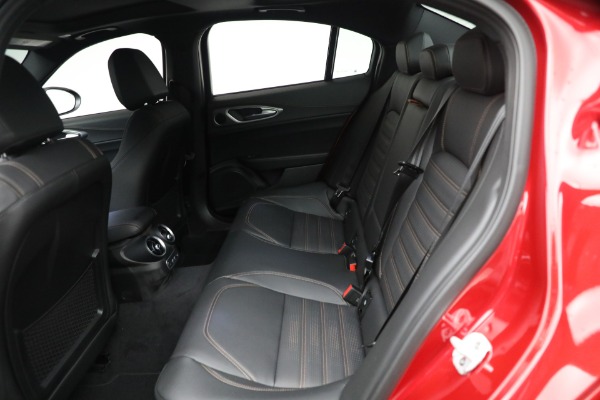 New 2025 Alfa Romeo Giulia Intensa for sale $54,575 at Rolls-Royce Motor Cars Greenwich in Greenwich CT 06830 20