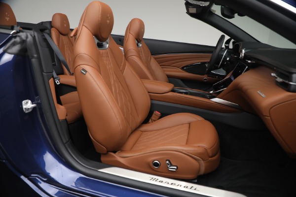 New 2026 Maserati GranCabrio Modena for sale $178,635 at Rolls-Royce Motor Cars Greenwich in Greenwich CT 06830 20