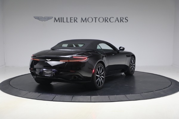 Used 2020 Aston Martin DB11 Volante for sale $121,900 at Rolls-Royce Motor Cars Greenwich in Greenwich CT 06830 19