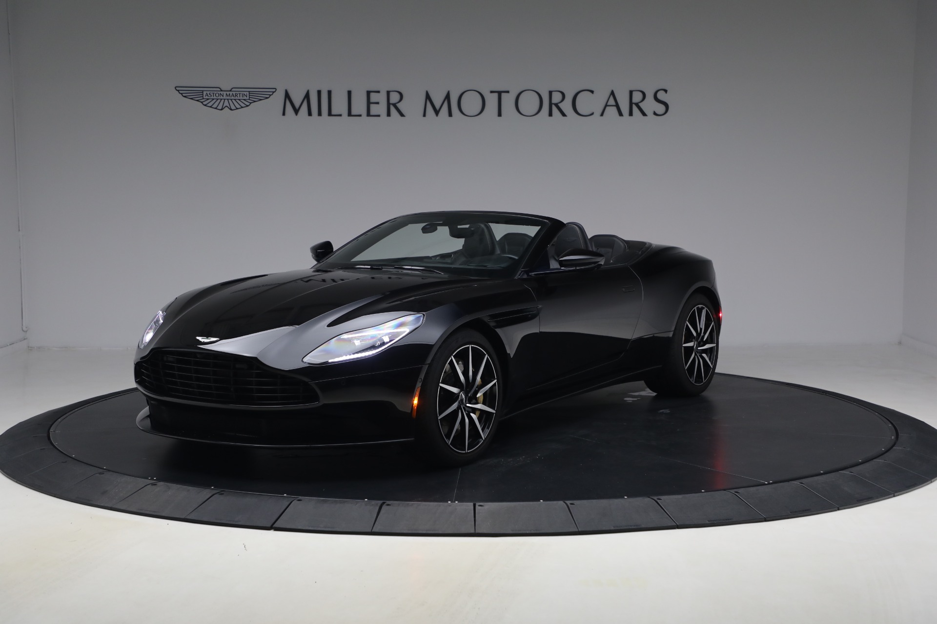 Used 2020 Aston Martin DB11 Volante for sale $121,900 at Rolls-Royce Motor Cars Greenwich in Greenwich CT 06830 1