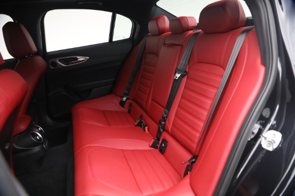 New 2026 Alfa Romeo Giulia VELOCE for sale $58,615 at Rolls-Royce Motor Cars Greenwich in Greenwich CT 06830 17