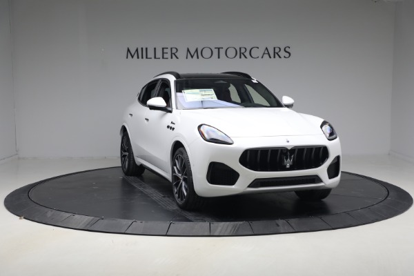 New 2026 Maserati Grecale Modena for sale $99,195 at Rolls-Royce Motor Cars Greenwich in Greenwich CT 06830 11