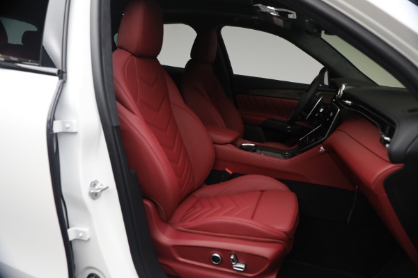 New 2026 Maserati Grecale Modena for sale $99,195 at Rolls-Royce Motor Cars Greenwich in Greenwich CT 06830 16