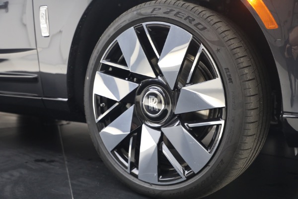 New 2026 Rolls-Royce Cullinan for sale $496,650 at Rolls-Royce Motor Cars Greenwich in Greenwich CT 06830 15