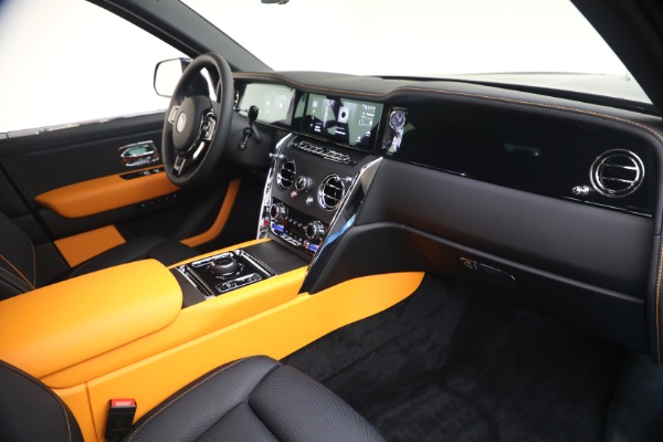 New 2026 Rolls-Royce Cullinan for sale $496,650 at Rolls-Royce Motor Cars Greenwich in Greenwich CT 06830 19