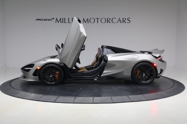 Used 2025 McLaren 750S Spider TechLux for sale $355,900 at Rolls-Royce Motor Cars Greenwich in Greenwich CT 06830 25