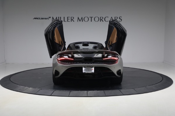 Used 2025 McLaren 750S Spider TechLux for sale $355,900 at Rolls-Royce Motor Cars Greenwich in Greenwich CT 06830 27