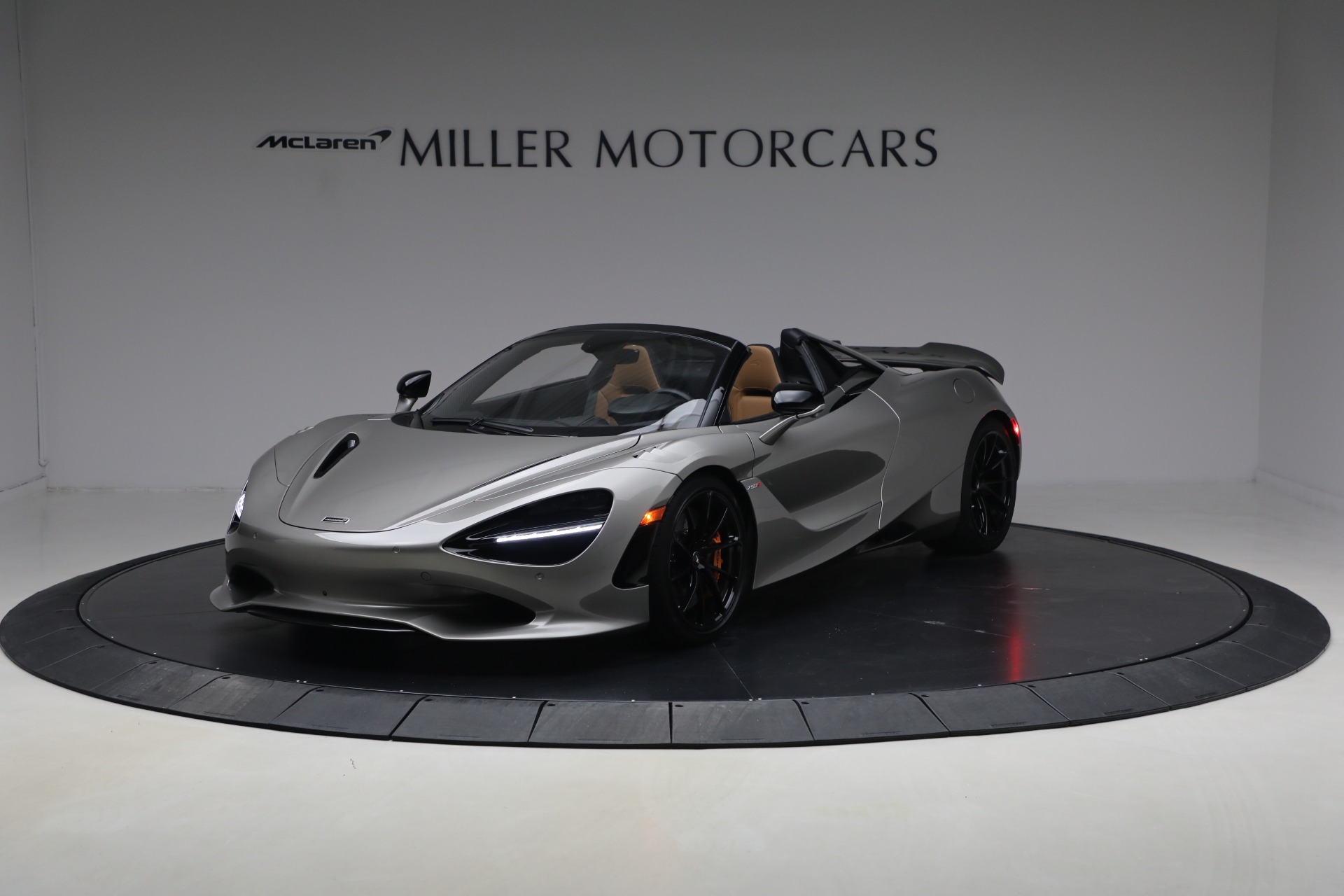Used 2025 McLaren 750S Spider TechLux for sale $355,900 at Rolls-Royce Motor Cars Greenwich in Greenwich CT 06830 1