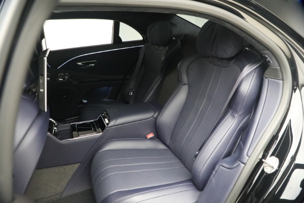 Used 2023 Bentley Flying Spur V8 for sale $143,900 at Rolls-Royce Motor Cars Greenwich in Greenwich CT 06830 26
