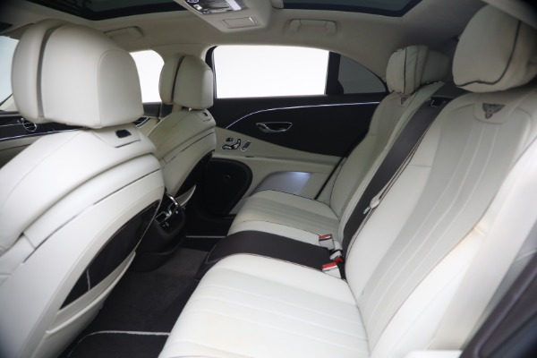 Used 2023 Bentley Flying Spur Hybrid for sale $143,900 at Rolls-Royce Motor Cars Greenwich in Greenwich CT 06830 19