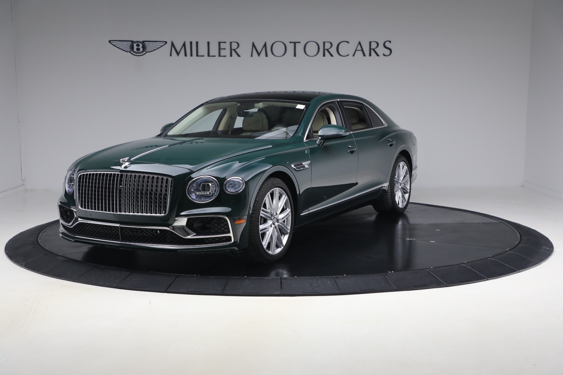 Used 2023 Bentley Flying Spur Hybrid for sale $143,900 at Rolls-Royce Motor Cars Greenwich in Greenwich CT 06830 1