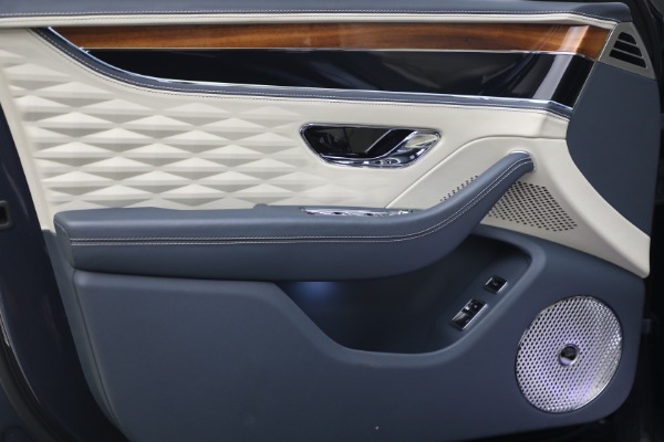 Used 2020 Bentley Flying Spur W12 for sale Sold at Rolls-Royce Motor Cars Greenwich in Greenwich CT 06830 14