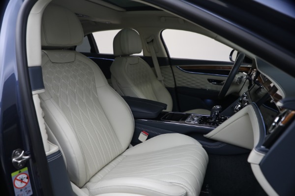 Used 2020 Bentley Flying Spur W12 for sale Sold at Rolls-Royce Motor Cars Greenwich in Greenwich CT 06830 24