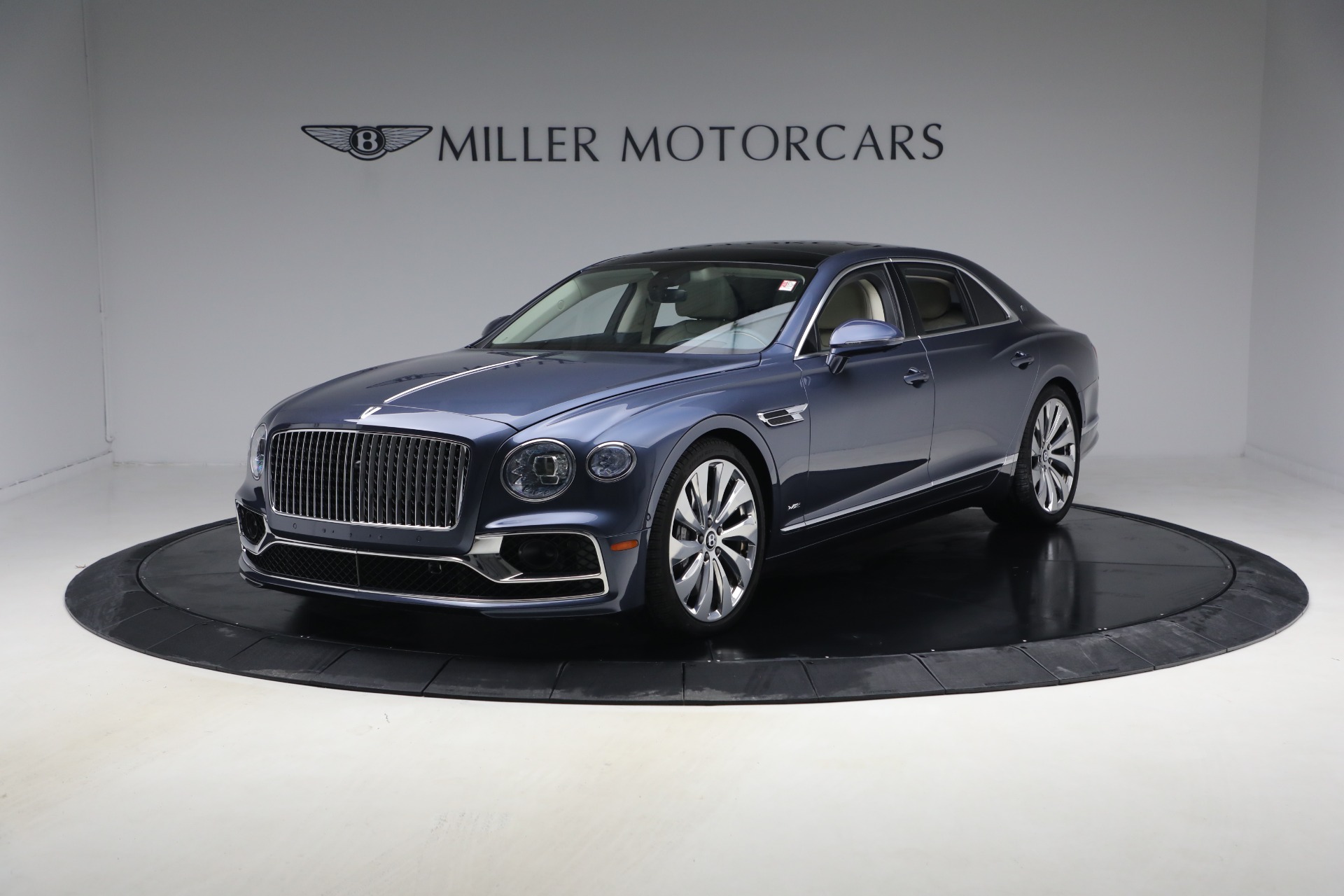 Used 2020 Bentley Flying Spur W12 for sale Sold at Rolls-Royce Motor Cars Greenwich in Greenwich CT 06830 1
