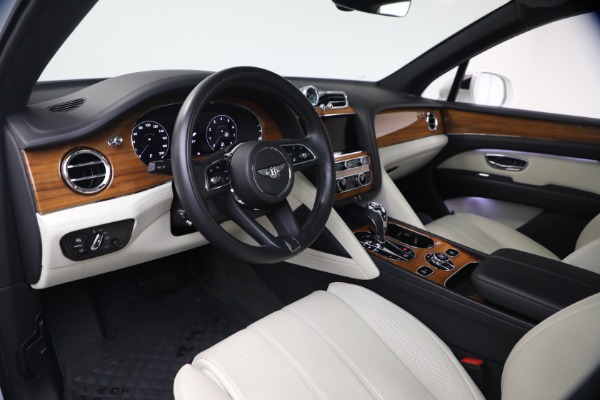 Used 2023 Bentley Bentayga V8 for sale $123,900 at Rolls-Royce Motor Cars Greenwich in Greenwich CT 06830 19