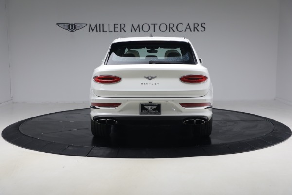 Used 2023 Bentley Bentayga V8 for sale $123,900 at Rolls-Royce Motor Cars Greenwich in Greenwich CT 06830 6