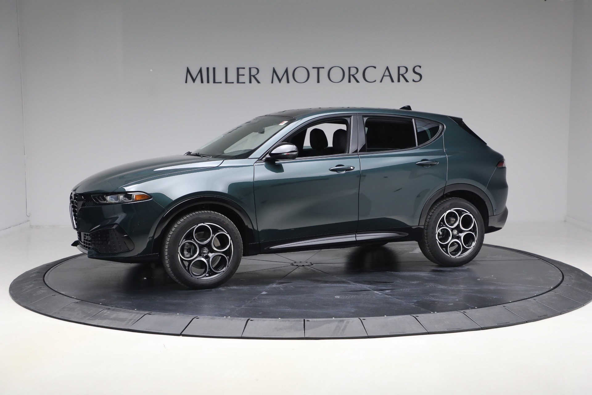 New 2026 Alfa Romeo Tonale Sprint for sale $46,530 at Rolls-Royce Motor Cars Greenwich in Greenwich CT 06830 1