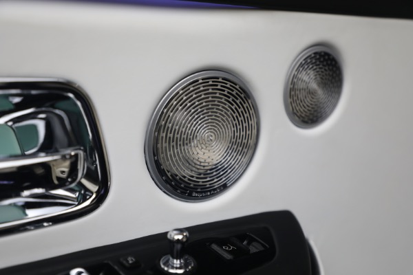 Used 2025 Rolls-Royce Black Badge Cullinan for sale $469,900 at Rolls-Royce Motor Cars Greenwich in Greenwich CT 06830 28