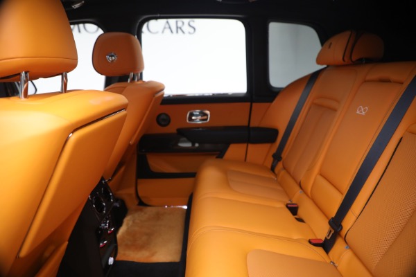 Used 2024 Rolls-Royce Black Badge Cullinan for sale $419,900 at Rolls-Royce Motor Cars Greenwich in Greenwich CT 06830 19