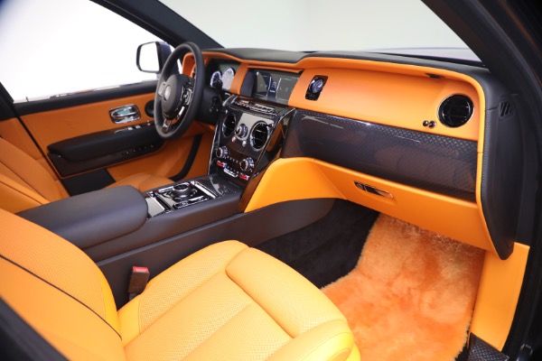 Used 2024 Rolls-Royce Black Badge Cullinan for sale $419,900 at Rolls-Royce Motor Cars Greenwich in Greenwich CT 06830 21
