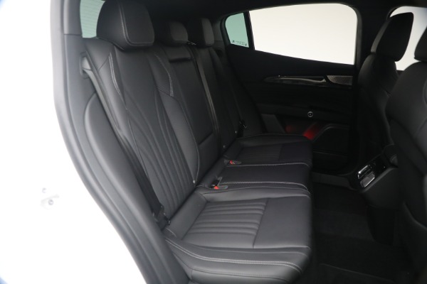 New 2026 Maserati Grecale Modena V6 for sale $91,030 at Rolls-Royce Motor Cars Greenwich in Greenwich CT 06830 20