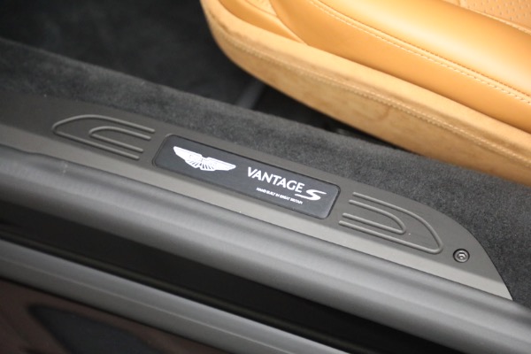 New 2026 Aston Martin Vantage S for sale $249,800 at Rolls-Royce Motor Cars Greenwich in Greenwich CT 06830 19