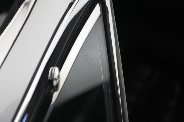 Used 1971 Ferrari 365GTB/4 Daytona for sale $750,000 at Rolls-Royce Motor Cars Greenwich in Greenwich CT 06830 19