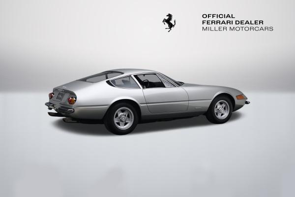 Used 1971 Ferrari 365GTB/4 Daytona for sale $750,000 at Rolls-Royce Motor Cars Greenwich in Greenwich CT 06830 8