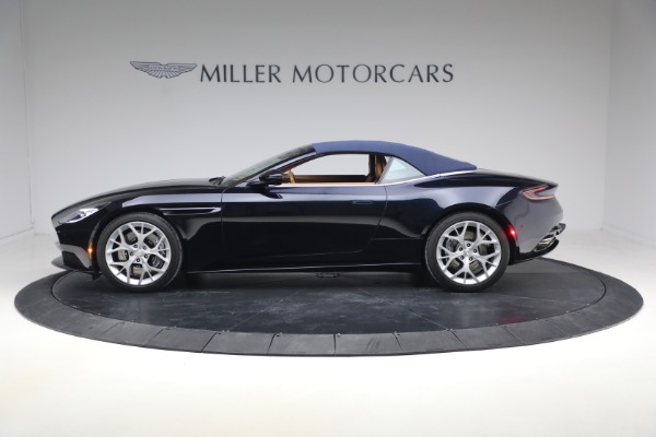 Used 2019 Aston Martin DB11 Volante for sale $121,900 at Rolls-Royce Motor Cars Greenwich in Greenwich CT 06830 15