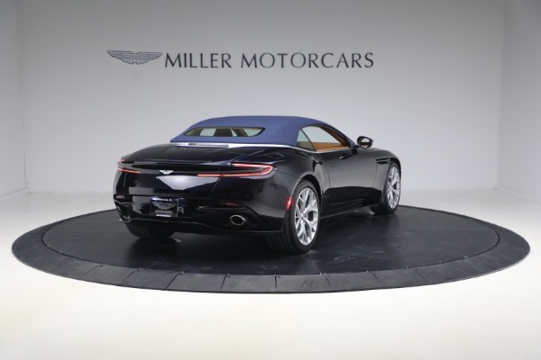 Used 2019 Aston Martin DB11 Volante for sale $121,900 at Rolls-Royce Motor Cars Greenwich in Greenwich CT 06830 19