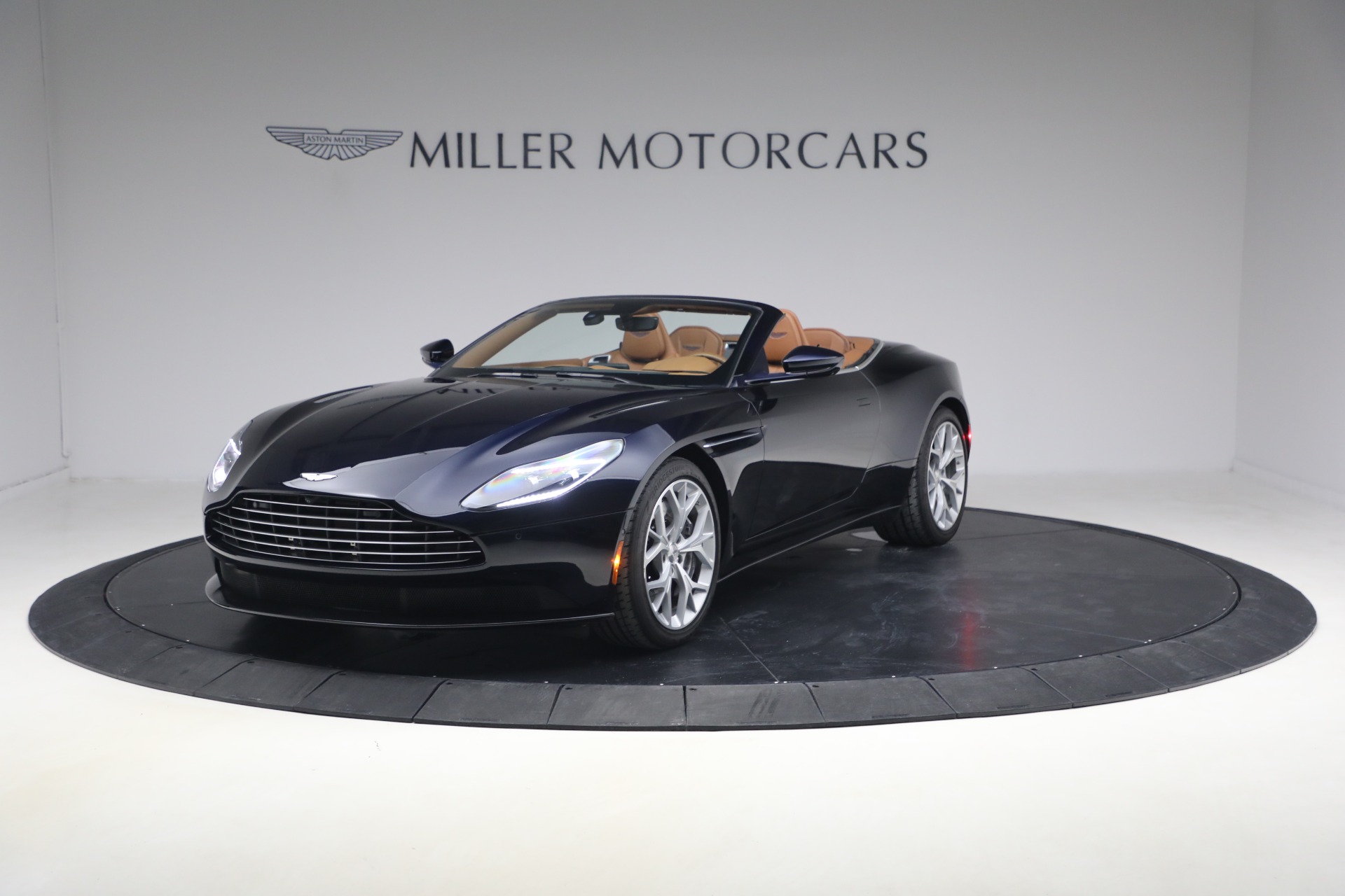 Used 2019 Aston Martin DB11 Volante for sale $121,900 at Rolls-Royce Motor Cars Greenwich in Greenwich CT 06830 1