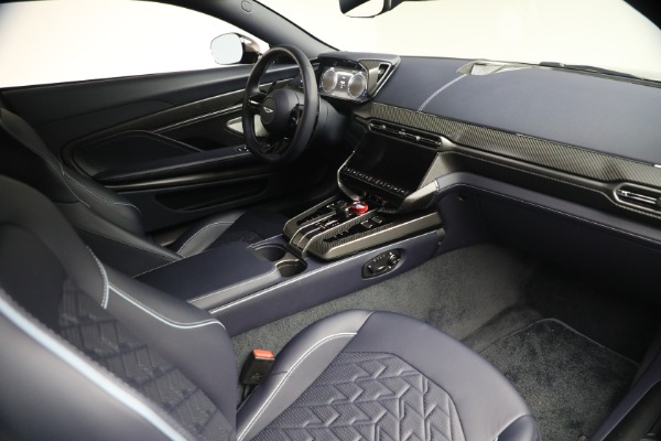 Used 2025 Aston Martin Vanquish for sale $459,900 at Rolls-Royce Motor Cars Greenwich in Greenwich CT 06830 18