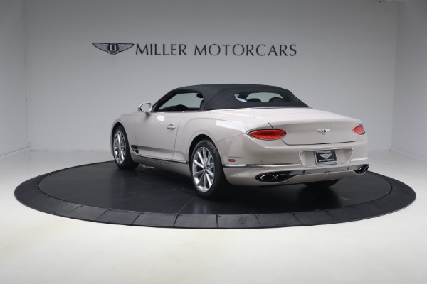 Used 2020 Bentley Continental GTC V8 for sale $165,900 at Rolls-Royce Motor Cars Greenwich in Greenwich CT 06830 16