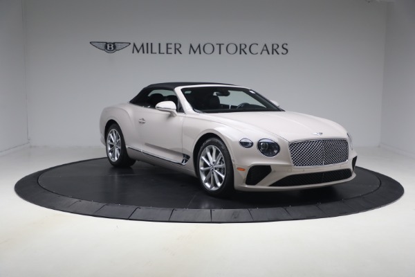 Used 2020 Bentley Continental GTC V8 for sale $165,900 at Rolls-Royce Motor Cars Greenwich in Greenwich CT 06830 21