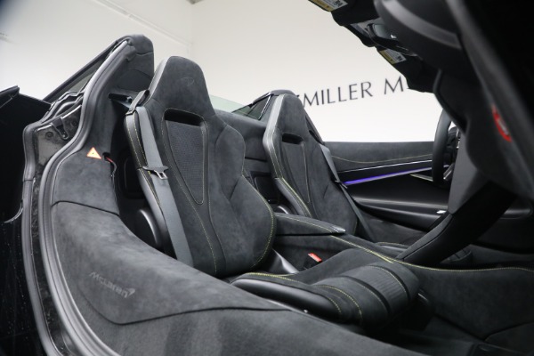 New 2026 McLaren 750S Spider Performance for sale $434,250 at Rolls-Royce Motor Cars Greenwich in Greenwich CT 06830 25