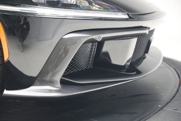 Used 2025 Ferrari 12Cilindri for sale $685,900 at Rolls-Royce Motor Cars Greenwich in Greenwich CT 06830 27