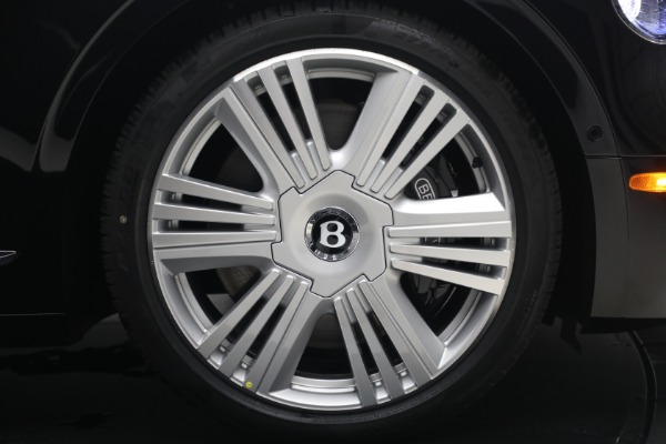 New 2026 Bentley Flying Spur Azure for sale $318,975 at Rolls-Royce Motor Cars Greenwich in Greenwich CT 06830 17