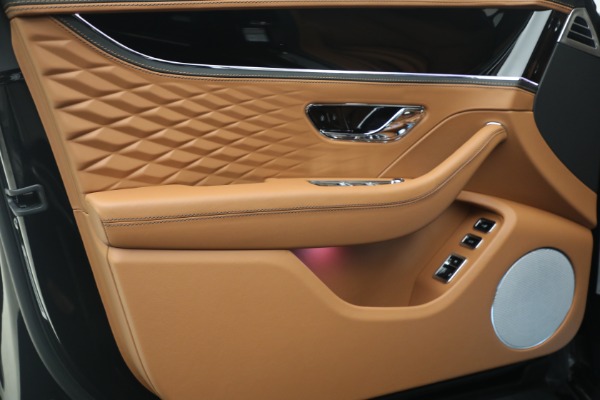 New 2026 Bentley Flying Spur Azure for sale $318,975 at Rolls-Royce Motor Cars Greenwich in Greenwich CT 06830 18
