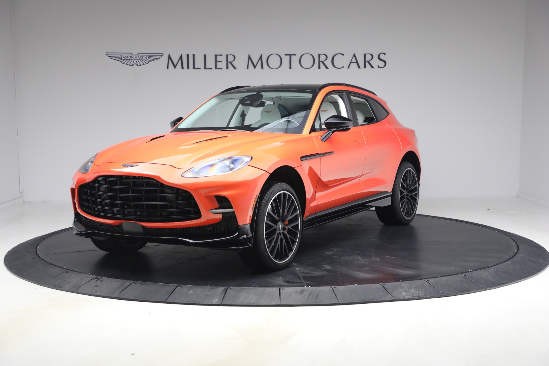 Used 2024 Aston Martin DBX 707 for sale $172,900 at Rolls-Royce Motor Cars Greenwich in Greenwich CT 06830 1