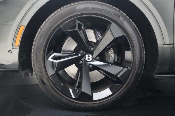 Used 2022 Bentley Bentayga V8 for sale $151,900 at Rolls-Royce Motor Cars Greenwich in Greenwich CT 06830 14