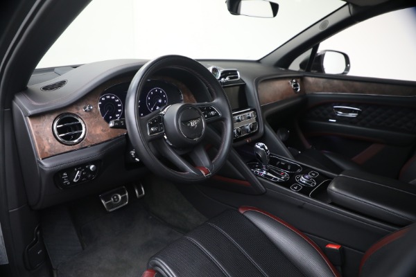 Used 2022 Bentley Bentayga V8 for sale $151,900 at Rolls-Royce Motor Cars Greenwich in Greenwich CT 06830 18